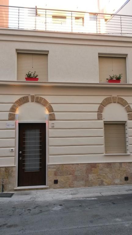 Rosemary Charming Rooms Termoli Exterior foto